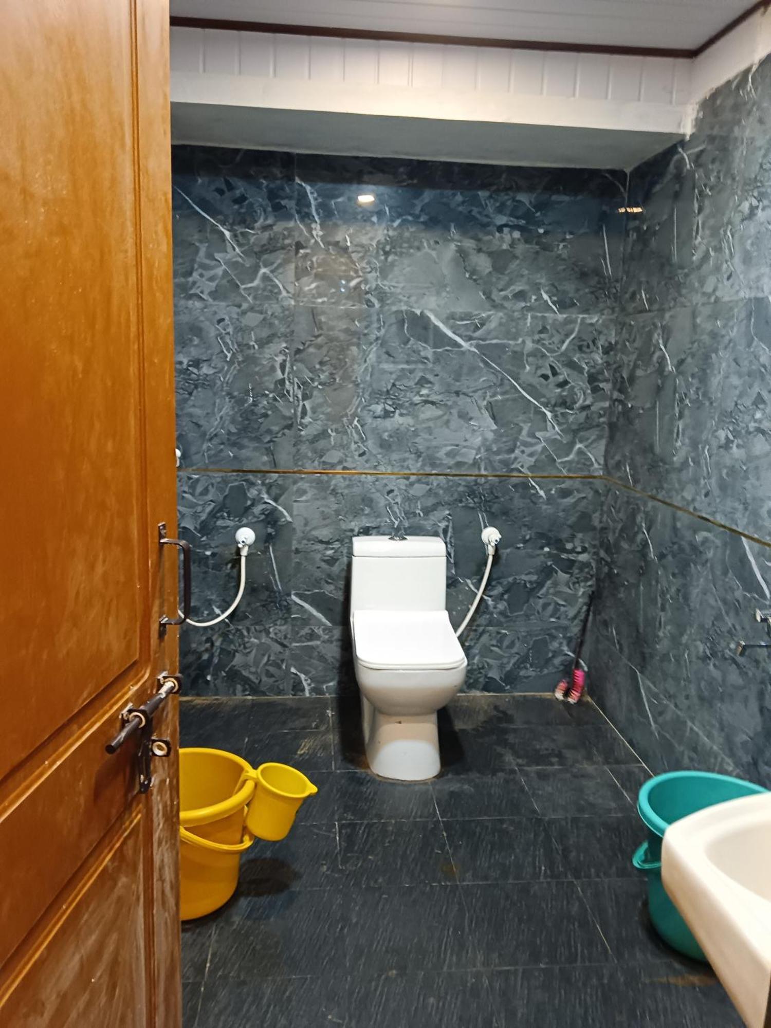 Ratnakar Arundekar Home Stay In Beach Side Ac Room โกการ์นา ภายนอก รูปภาพ